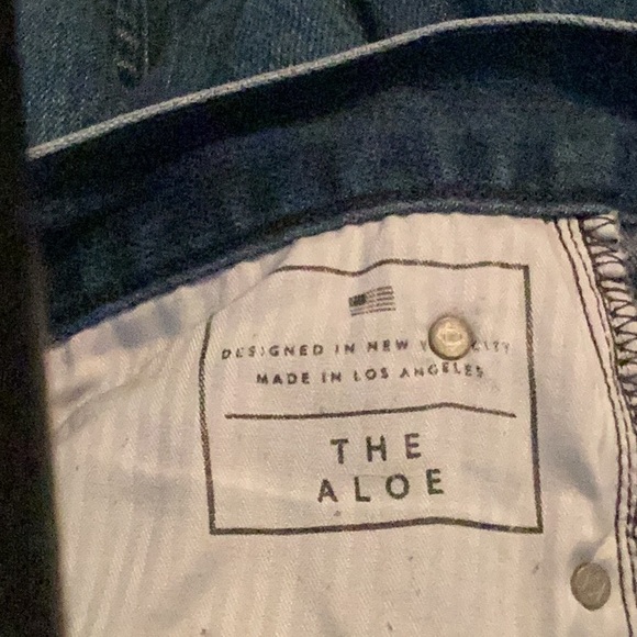 💥PRICE DROP💥 The Aloe High Rise Straight Leg Jeans - Picture 9 of 9